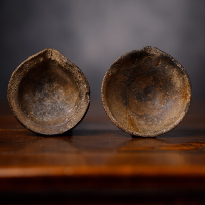 Conjunto de dos lucernas islámicas