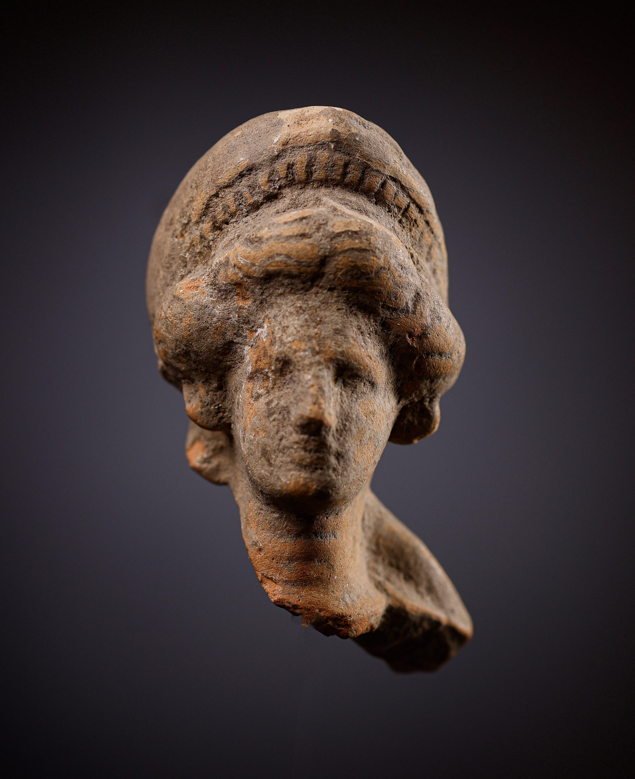 Cabeza femenina de Terracota - Imagen 2