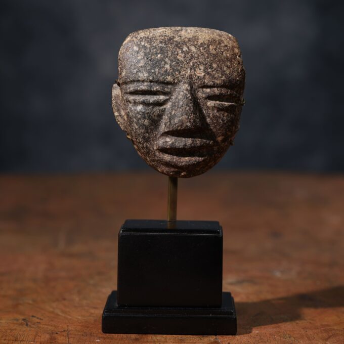 Máscara Maya en piedra - Galería F. Cervera - PC-458