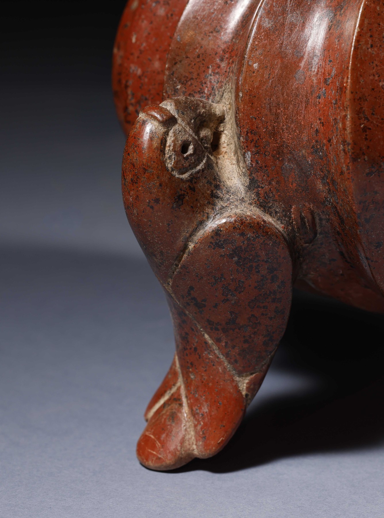 Vaso de terracota con aves - Galería F. Cervera - PC-295