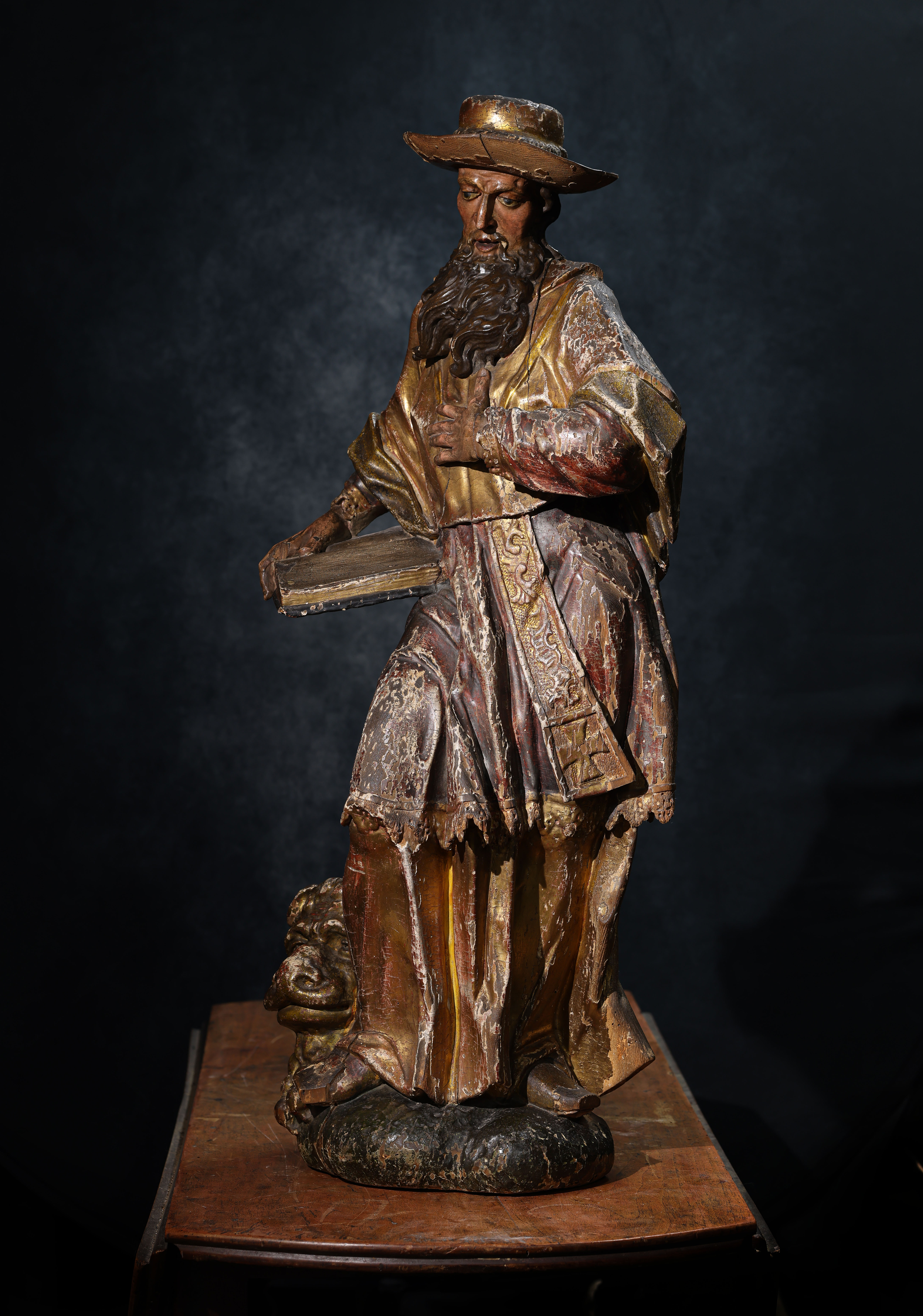 Gran figura tallada de San Jerónimo en madera de tilo, vista 3, Europa, siglos XVII–XVIII – Galería F. Cervera