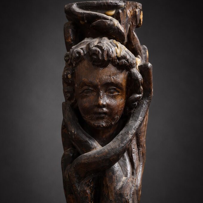 Tricerio de madera tallada con el Árbol del Conocimiento, España, siglos XVI–XVII – Galería F. Cervera - EU-333